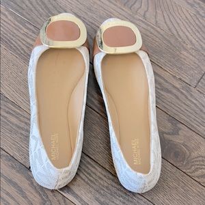 🆕  NWT!! Michael Michael Kors flats size 6.5
